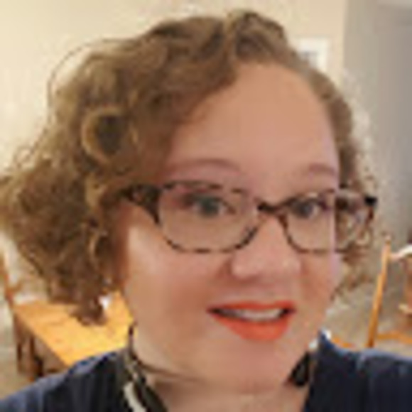 Meet your Posher, Katherine - Picture 1 of 1